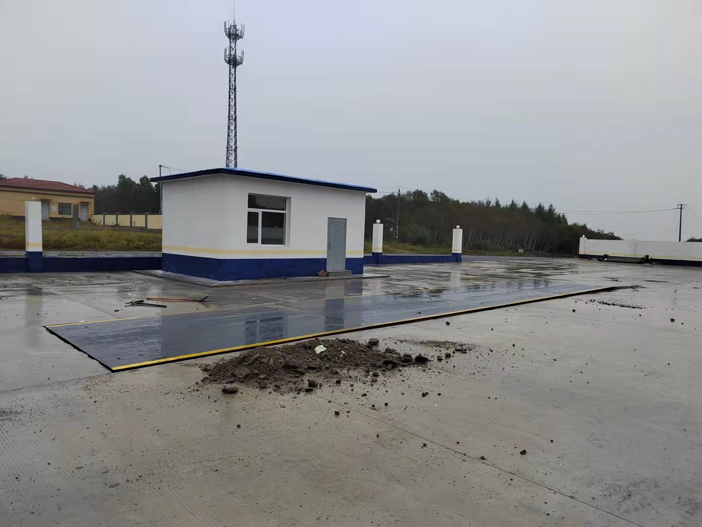 錫林浩特150噸 3.2*18 兩臺